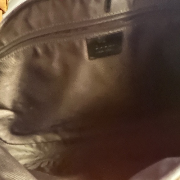 AUTHENTIC GUCCI. Gently used, well kept. - Picture 8 of 12